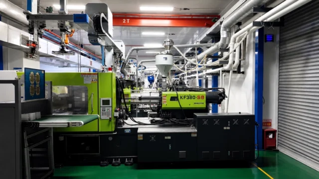 Powerjet injection molding machine 1