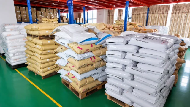 Raw-material storage 4